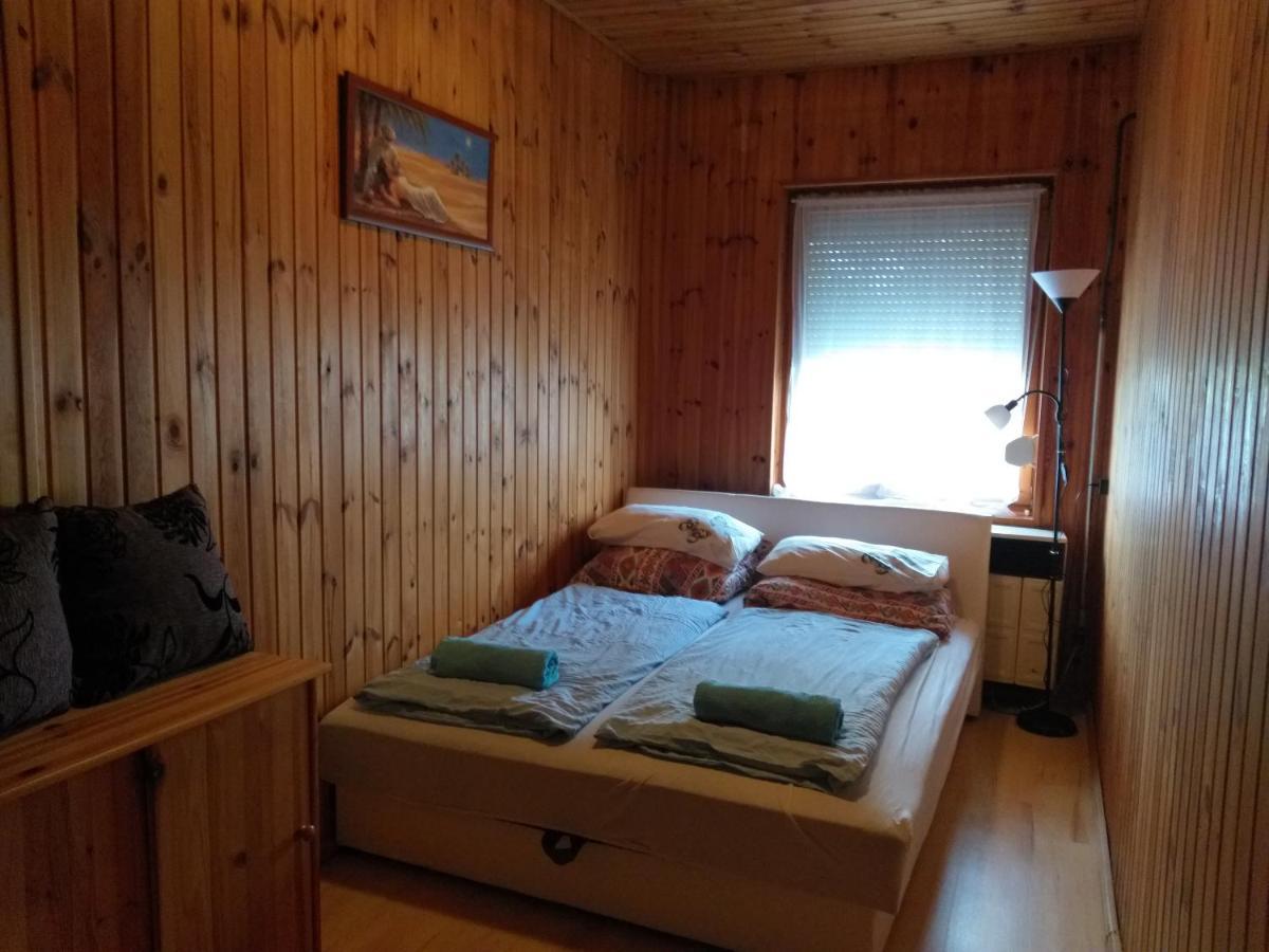 Tavasz Nyaralo Villa Poroszló Eksteriør billede